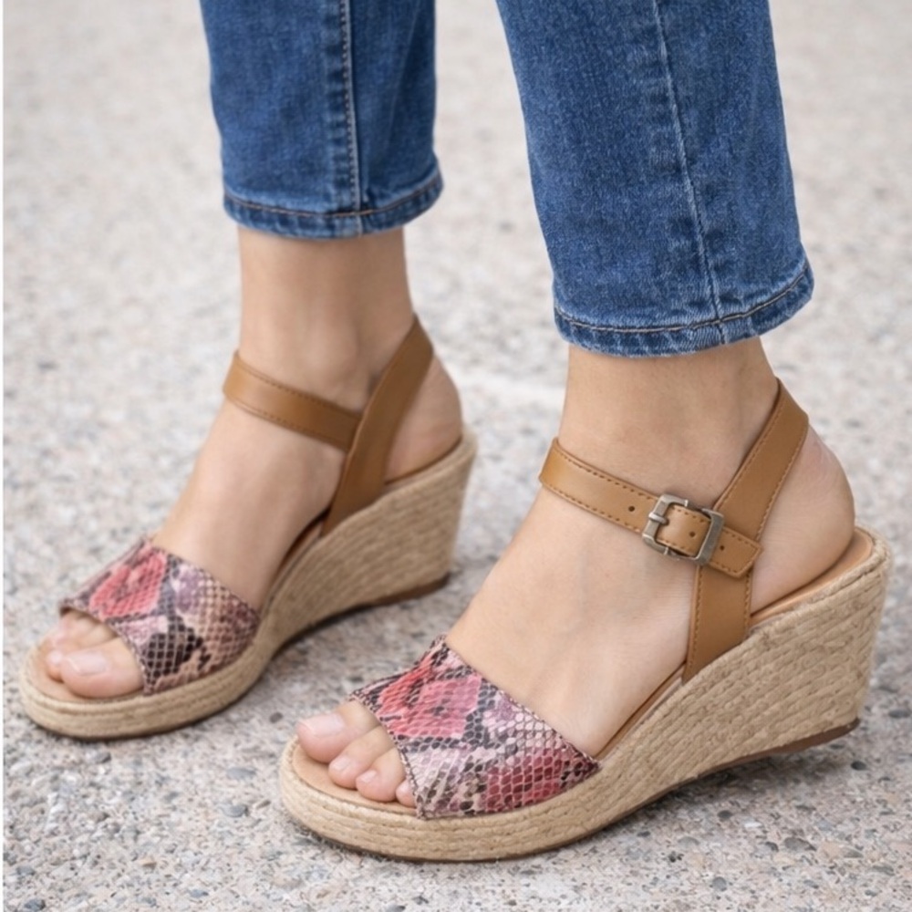 Beautiful Wedge